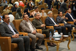 کارکنان؛ نقش‌آفرینان اصلی در شکوفایی علمی و فرهنگی