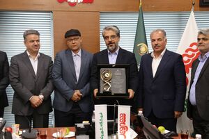 فروشگاه شهروند برای دومین دوره متوالی گواهینامه ملی حمایت از حقوق مصرف‌کنندگان را دریافت کرد