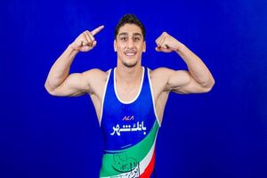قهرمانی ۹۰ ثانیه ای علیرضا محمدحسینی در کشتی فرنگی جوانان آسیا