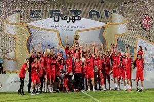 حواشی جشن‌ قهرمانی تراکتور
