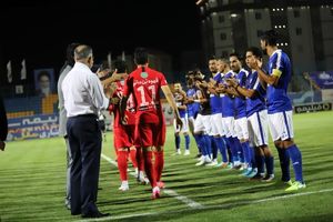 نتیجه بازی گل گهرسیرجان و پرسپولیس در نیمه نخست