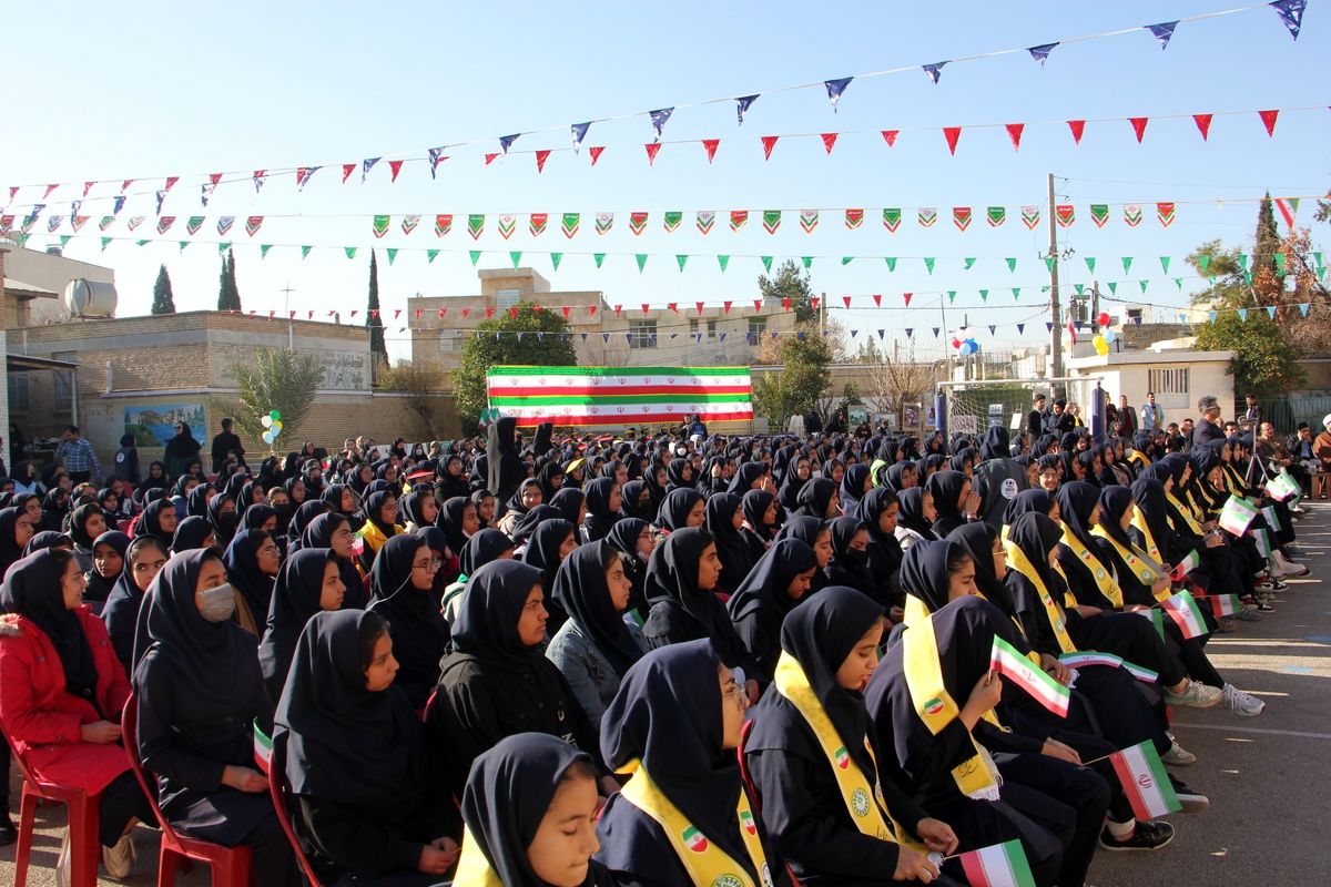 زنگ انقلاب+ مدارس فارس