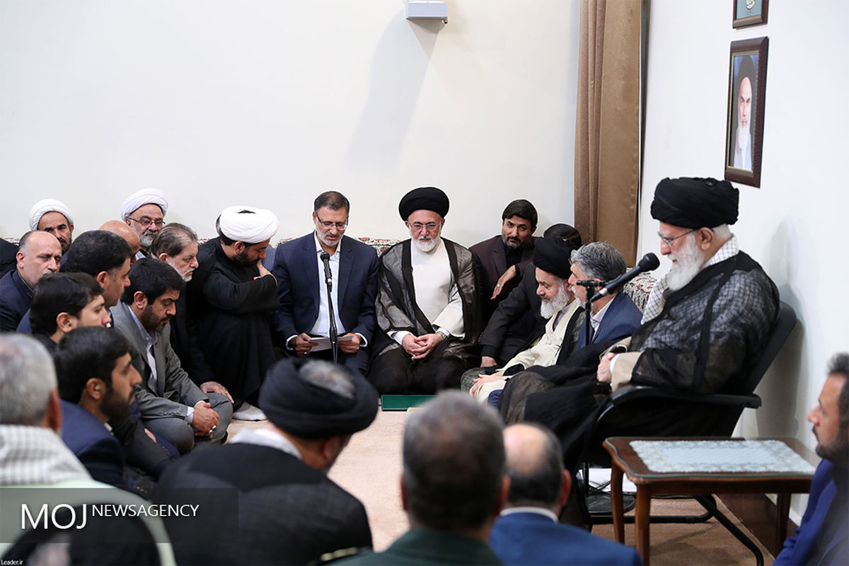 دیدار دست‌اندرکاران حج ۹۷ با مقام معظم رهبری