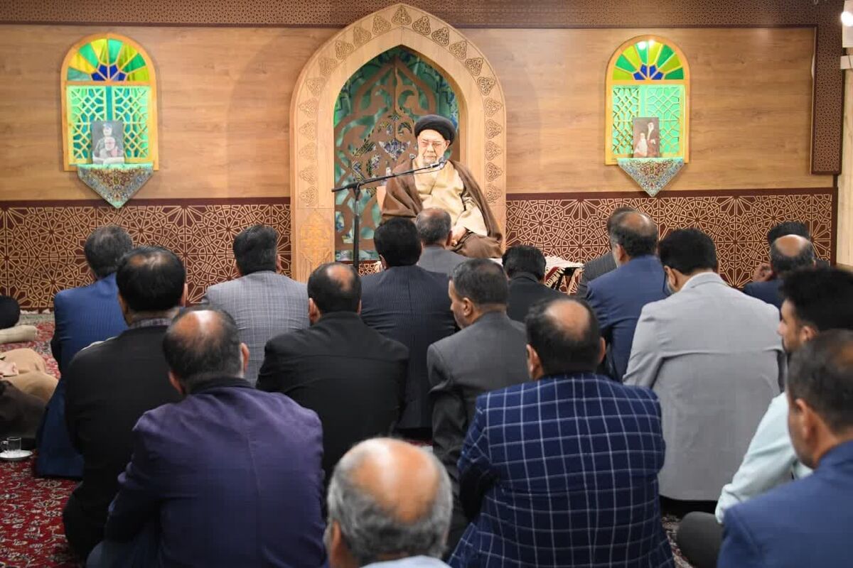 امام جمعه اصفهان