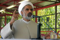 به گزینش چه مربوط از فرد سوال کند که از چه کسی تقلید می‌کند