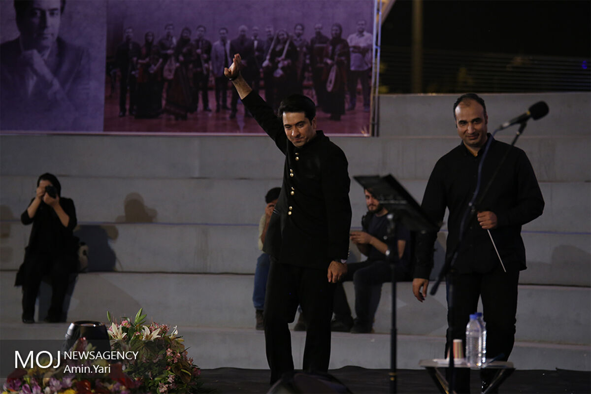کنسرت خیابانی محمد معتمدی