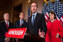 سنای آمریکا به لایحه محدودیت فروش اسلحه رأی منفی داد