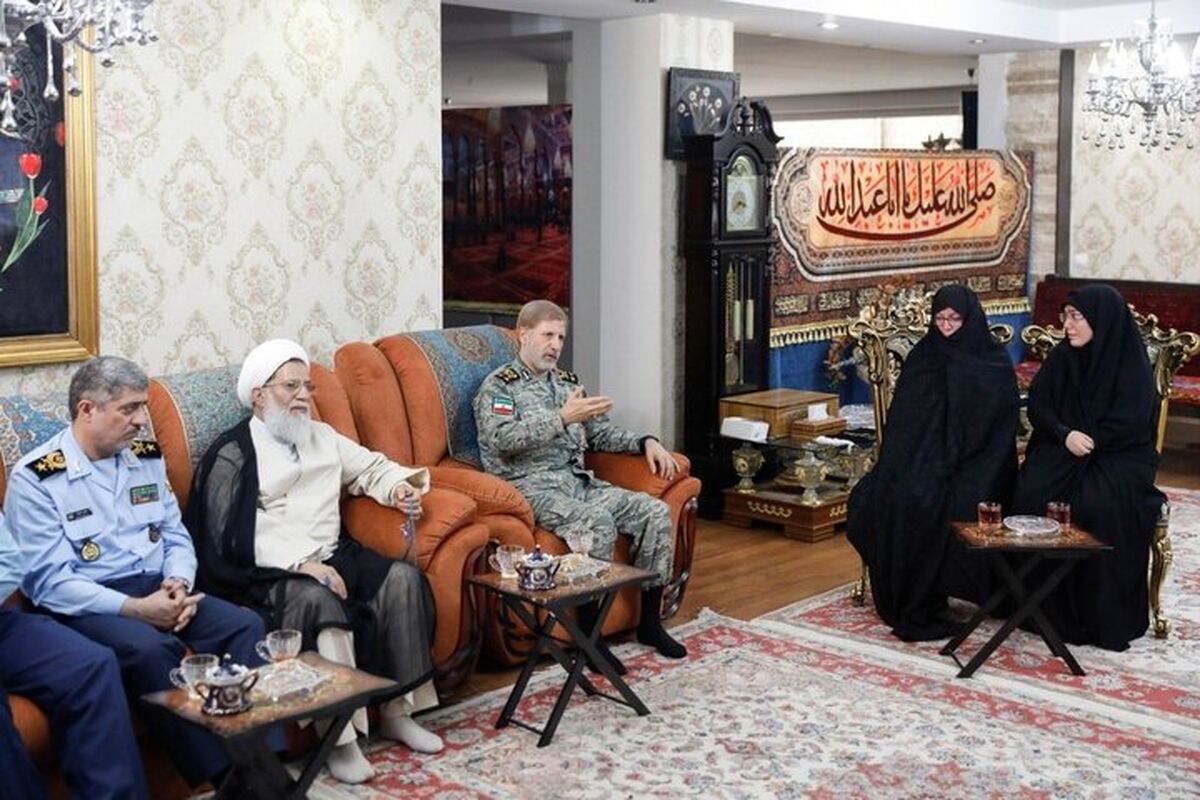 امیر حاتمی
