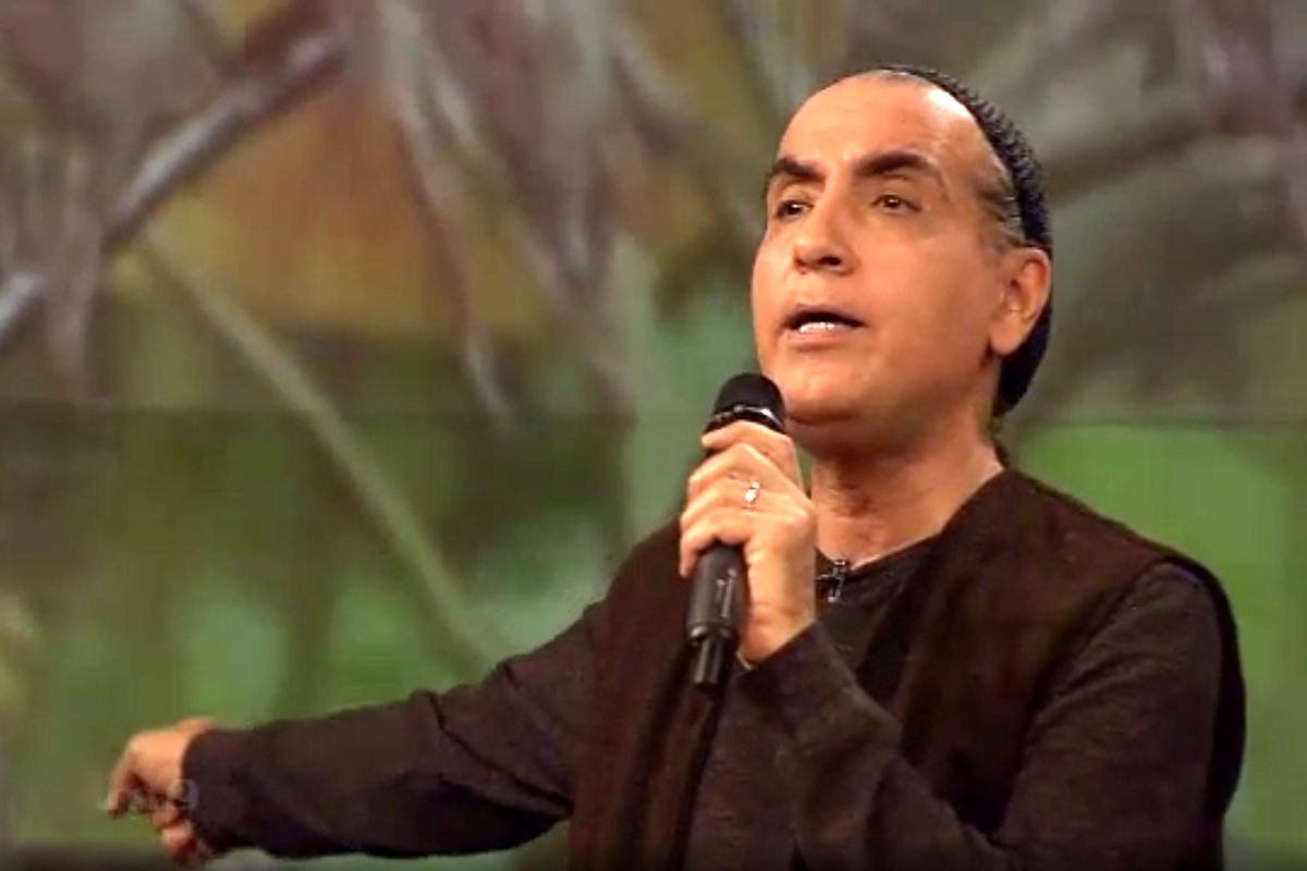 مهرداد هویدا