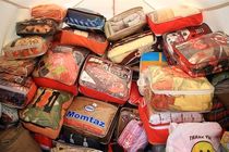  پرسنل هواشناسی استان اصفهان اقلام مورد نیاز زلزله زدگان غرب کشور را تقدیم کردند