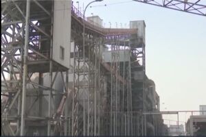 تأمین مواد اولیه، مانع تداوم تعطیلی کارخانه فولاد هرمزگان شد