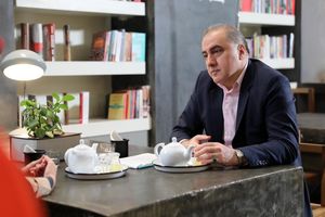 حضور فرهاد قائمیان و شقایق فراهانی در فیلم سینمایی «پریسان»