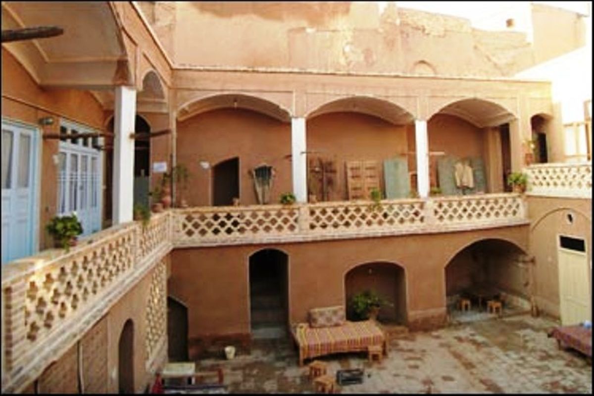 بوم گردی