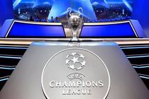 هفته چهارم لیگ قهرمانان اروپا با شکست منچستر یونایتد و تساوی ناپولی برگزار شد