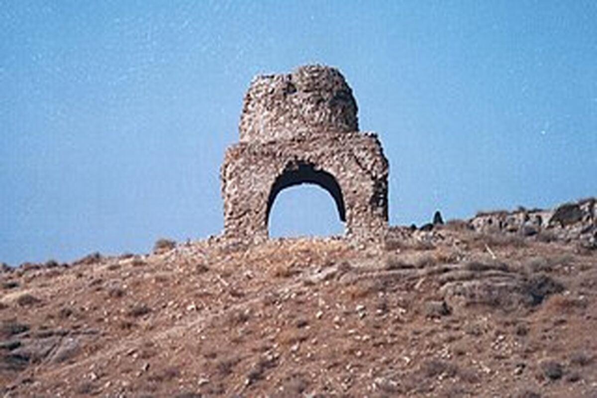 آتشکده چهار تاقی سیم بند 