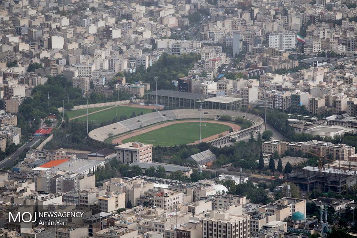 نمای شهر تهران از بالای برج میلاد