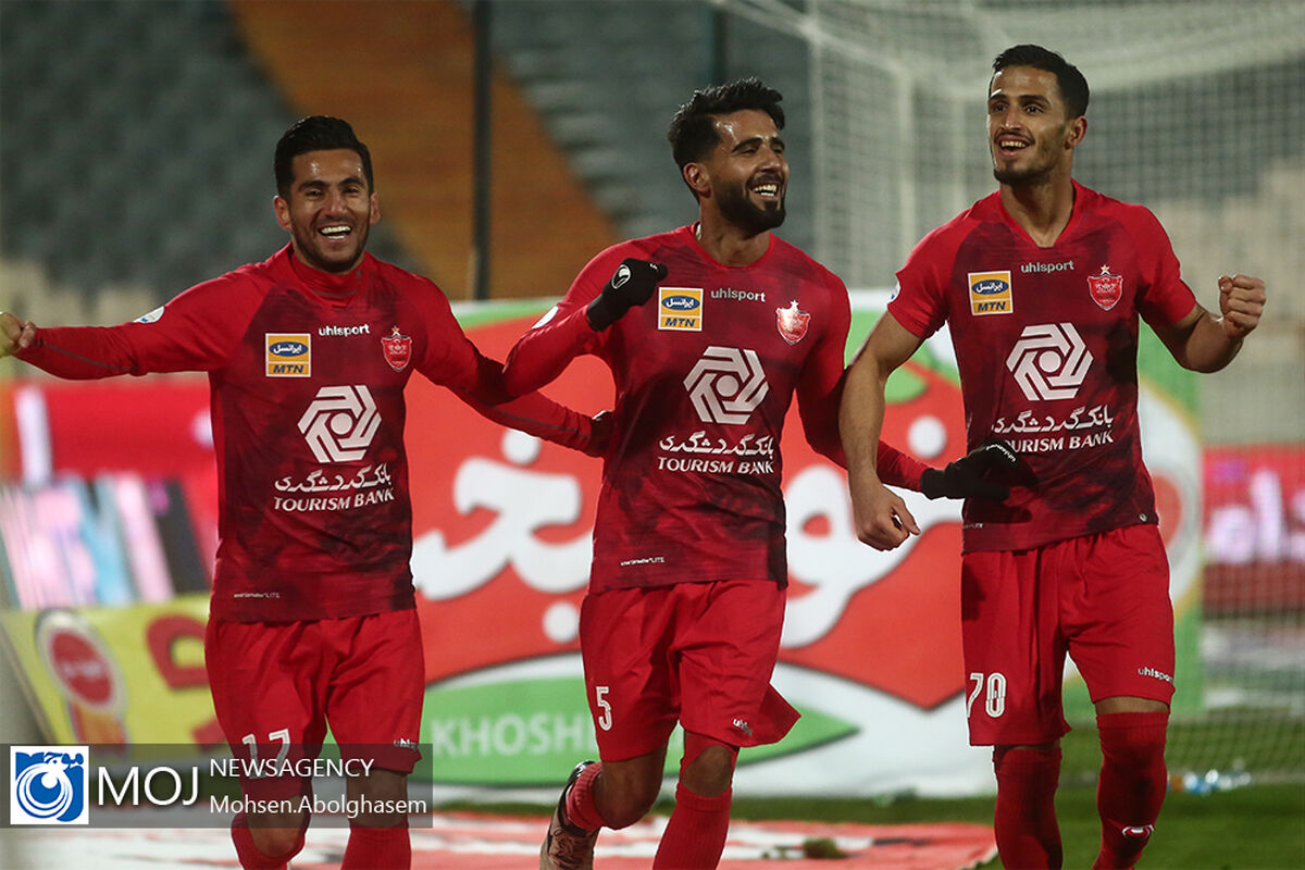 دیدار تیم های فوتبال پرسپولیس و شهر خودرو - ۸ اسفند ۱۳۹۸