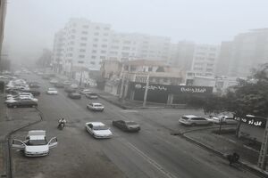 مه شدید صبحگاهی دید افقی در بندرعباس را کاهش داد