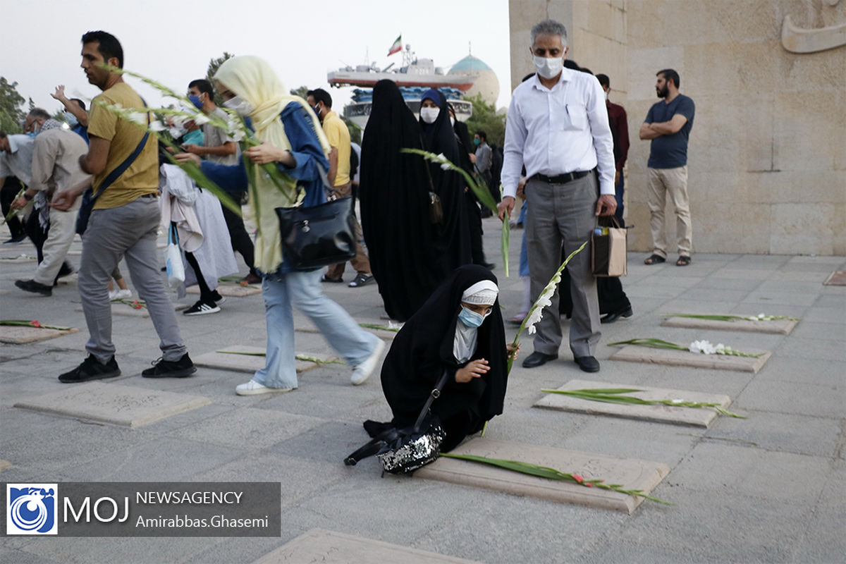 دعای پرفیض عرفه ۹۹ در بهشت زهرا (س)