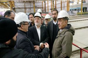 بازدید معاون اجرایی رئیس‌جمهور از شرکت واگن‌سازی متروی تهران در ری