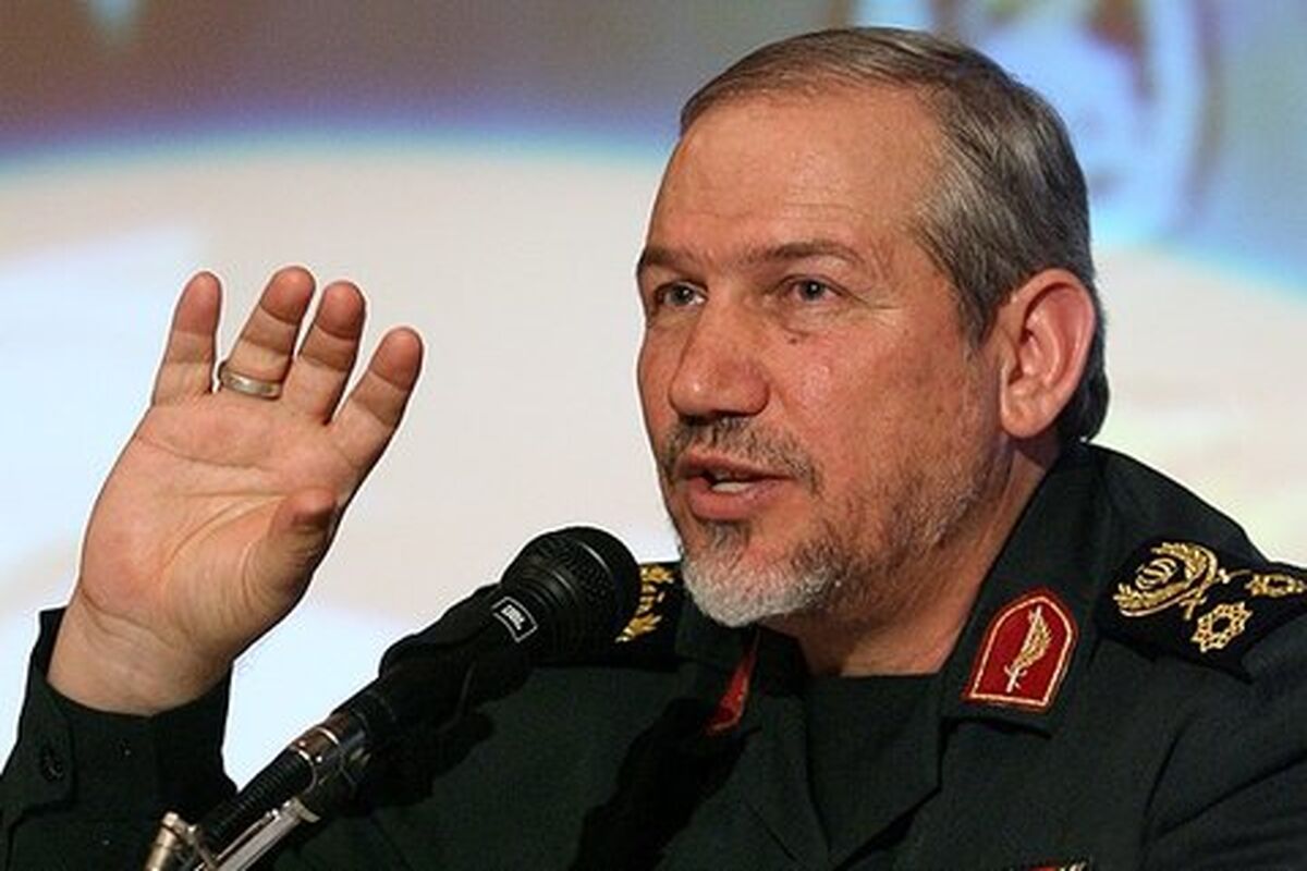 مشاور عالی فرمانده معظم کل قوا 