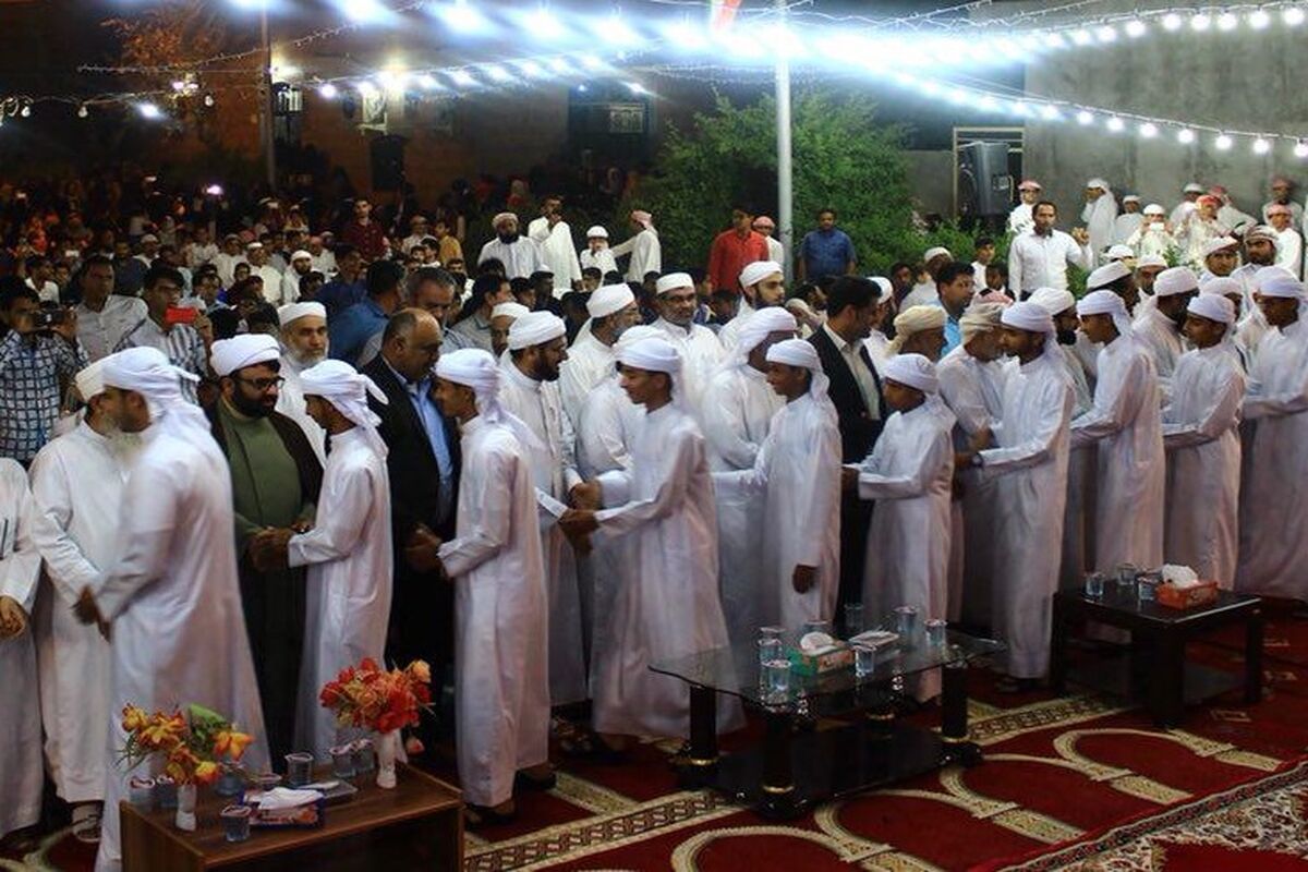 تجلیل از حافظان قرآن
