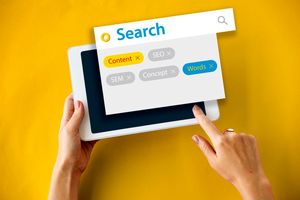 سئو چیست و چگونه از آن کسب درآمد کنیم؟