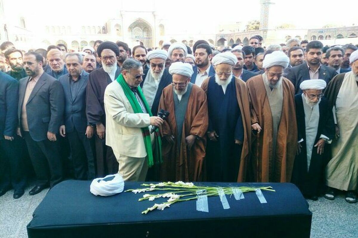 تشیع پیکر آیت‌ الله مومن