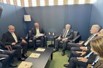 پزشکیان و نخست‌وزیر لبنان دیدار کردند