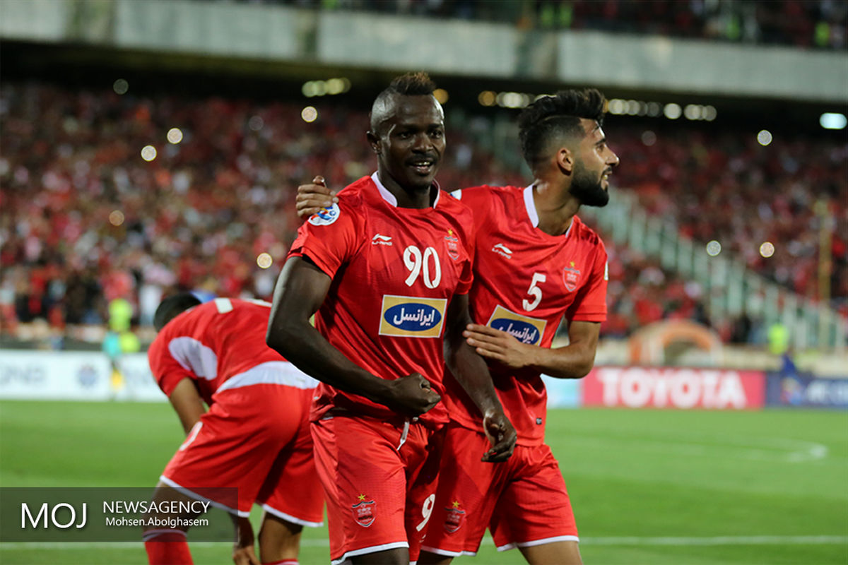 دیدار تیم های فوتبال پرسپولیس ایران و الدحیل قطر