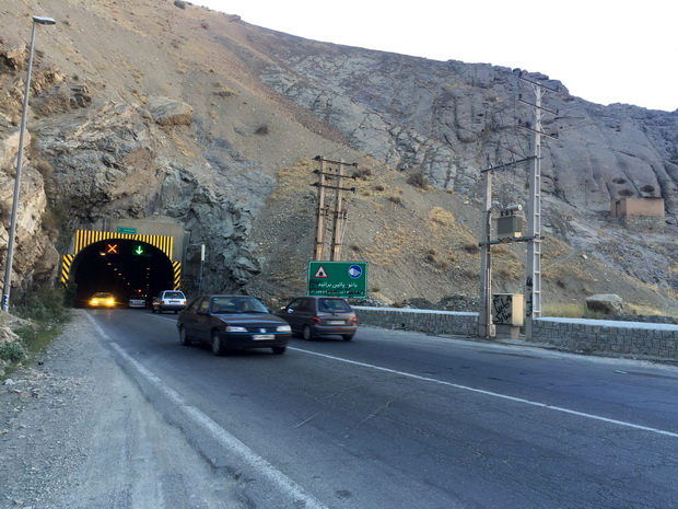 جاده چالوس به سمت کرج یک طرفه شد