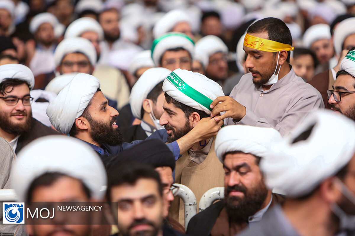 دیدار رهبر انقلاب اسلامی با جمعی از مبلغان و طلاب حوزه‌های علمیه سراسر کشور