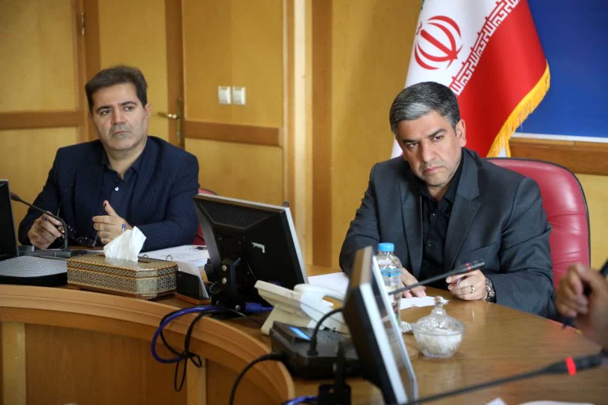 استاندار اردبیل.   