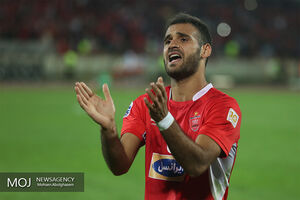 رسول پناه هیچ تلاشی برای حل مشکلات پرسپولیس نمیکند