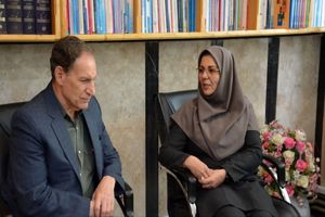 مدیرکل کتابخانه‌های عمومی با سلیمان محبی مدیرکل آموزش وپرورش دیدار کرد