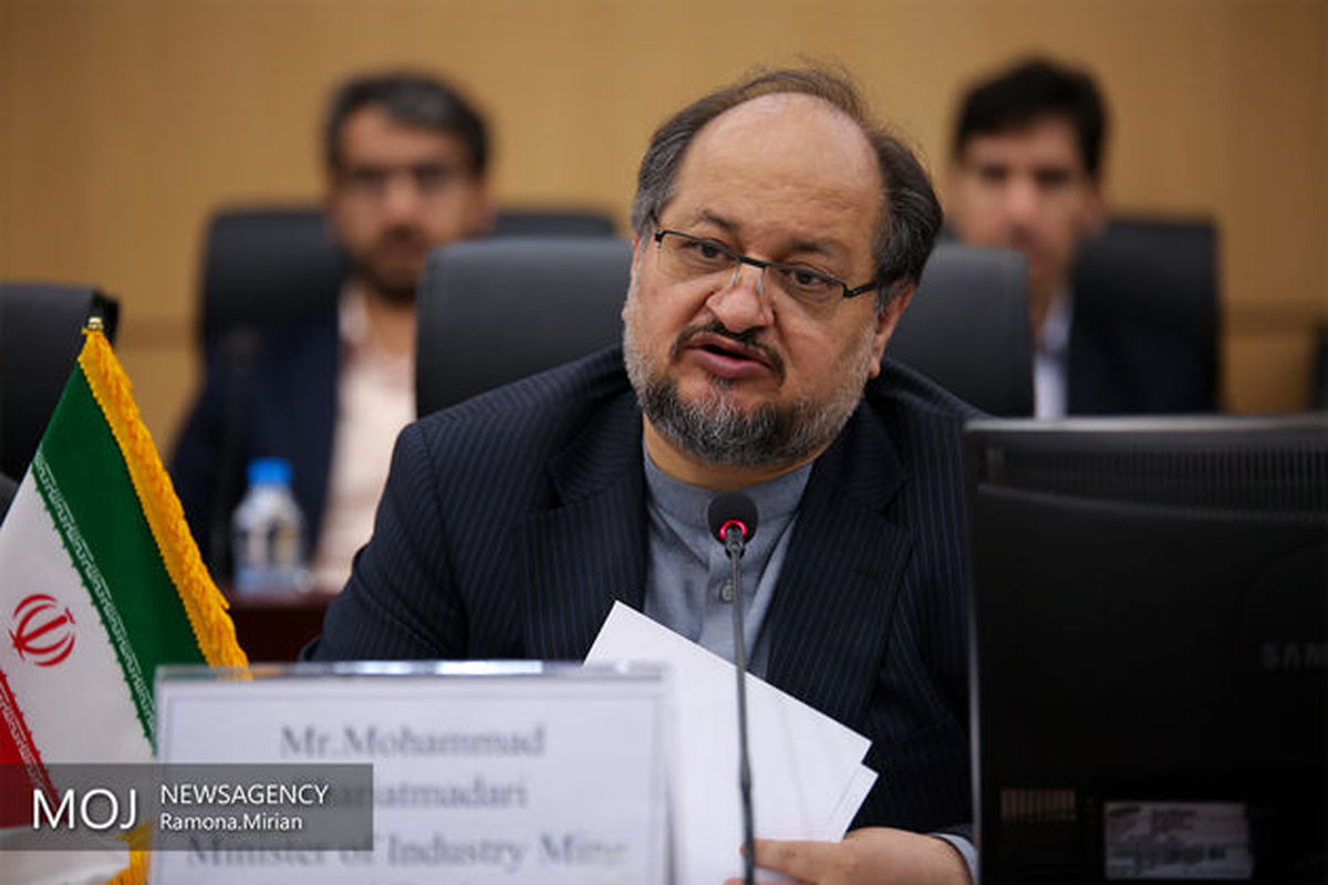 شریعتمداری