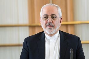 ظریف برای رایزنی با مقامات ارمنستان وارد پایتخت این کشور شد