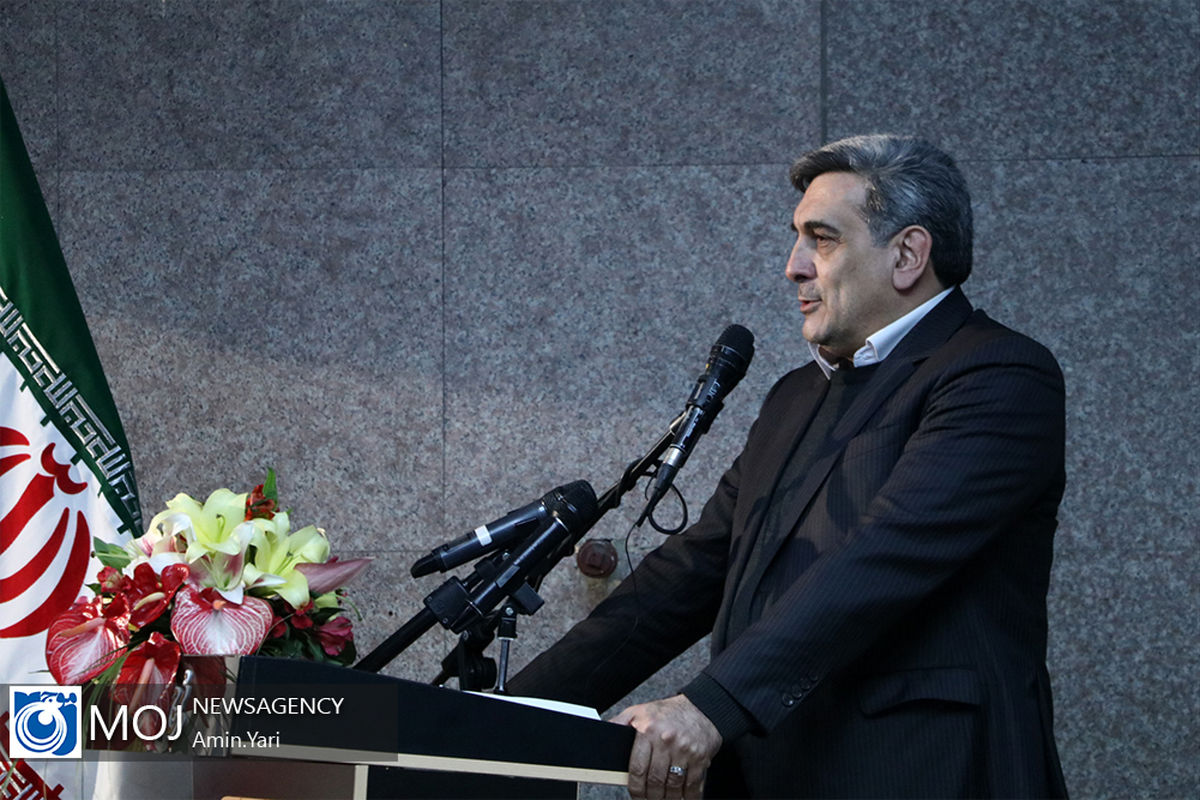 پیروز حناچی شهردار تهران / رونمایی از نقش برجسته سرباز هخامنشی