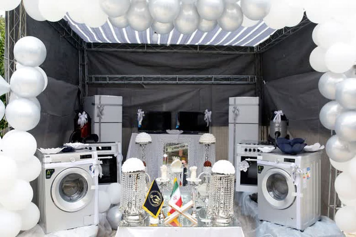 اهدا جهیزیه به مددجویان کمیته امداد فارس