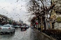 بارش باران در محورهای مواصلاتی برخی از استان‌های کشور