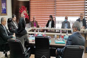 نشست هم اندیشی اعضای هیئت نمایندگان اتاق بازرگانی اصفهان