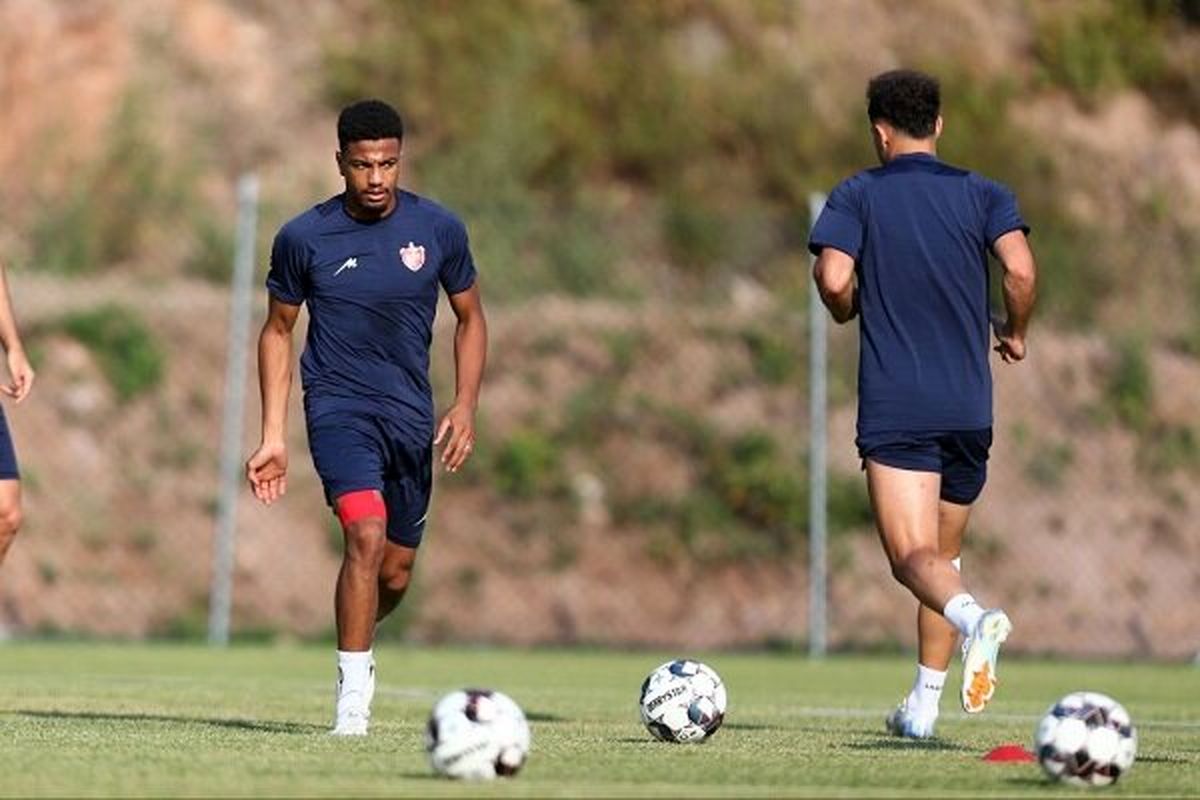  ایوب العملود  پرسپولیس