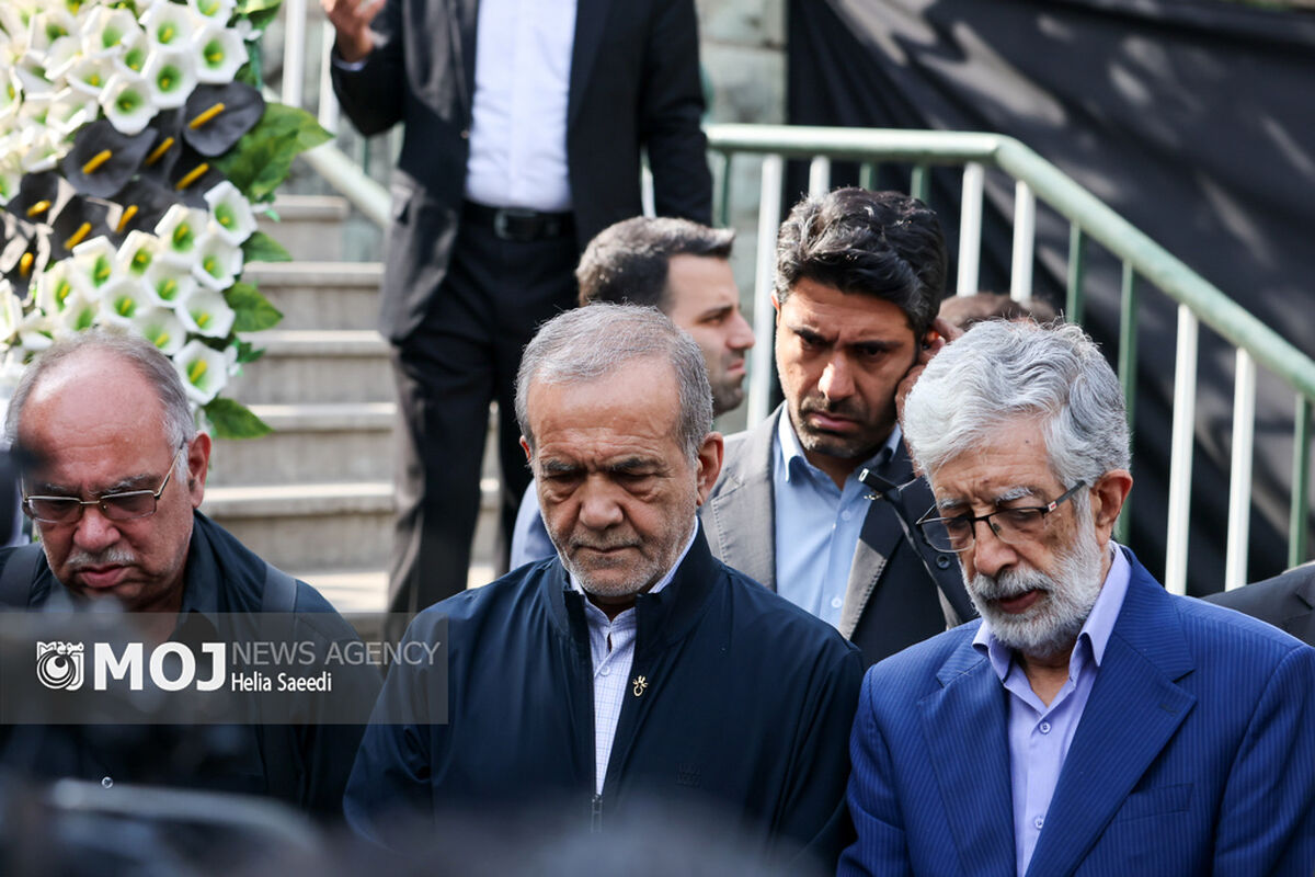 مراسم تشییع پیکر رئیس مجمع خیرین مدرسه‌ساز