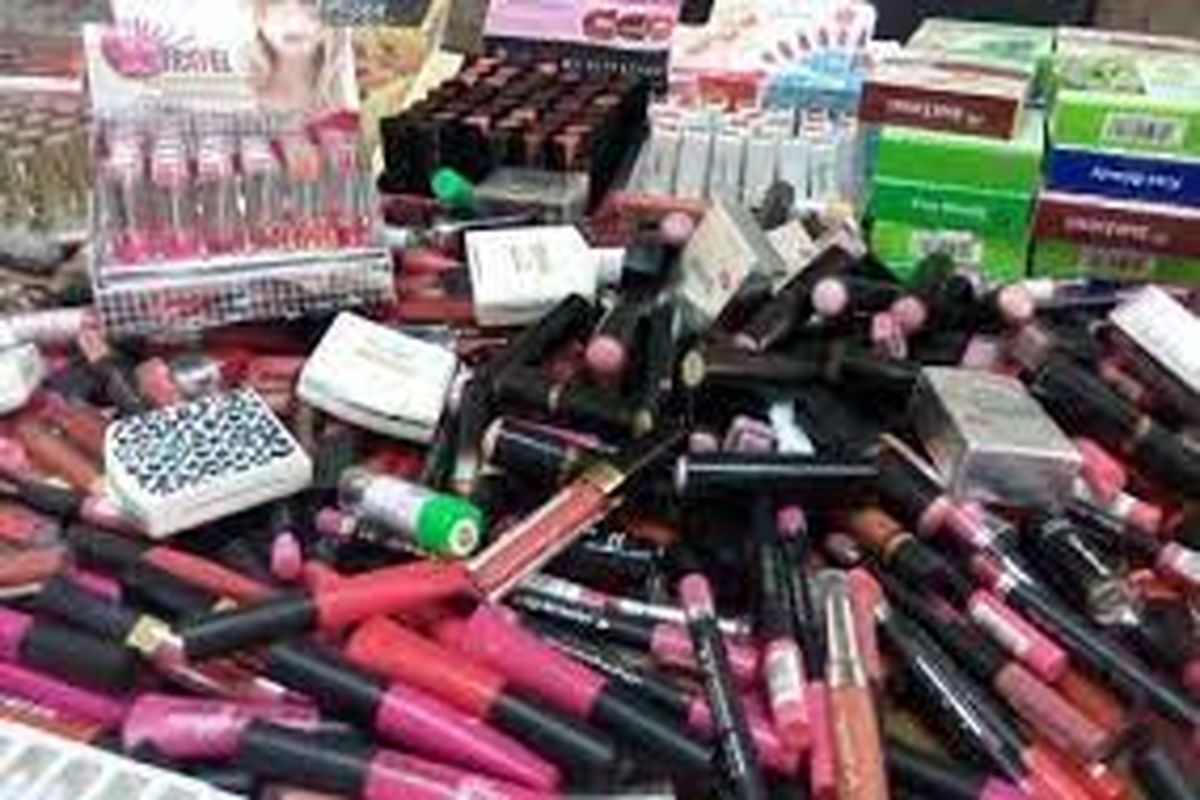 لوازم ارایش قاچاق