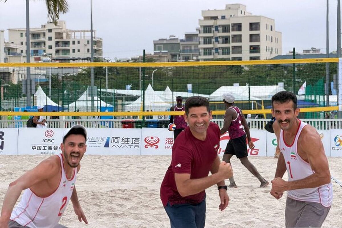 تیم والیبال ساحلی