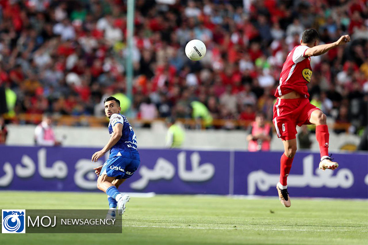 شهرآورد صدم بین تیم های فوتبال پرسپولیس و استقلال