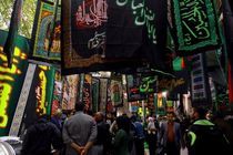 بازارهای تاریخی شیراز در سوگ عزای حسین سیاه پوش شدند