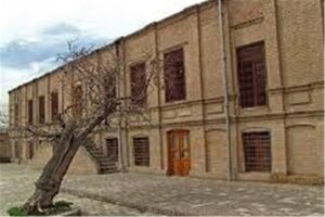 بازدید از خانه ملک رایگان است 