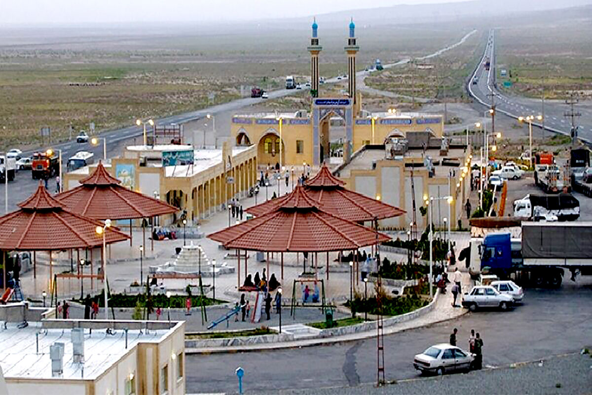 مجتمع های بین راهی 