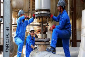 آغاز تعمیرات موردی تجهیزات مجتمع بنزین سازی هلدینگ پتروپالایش اصفهان
